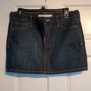 Old Navy jean denim skirt size 6